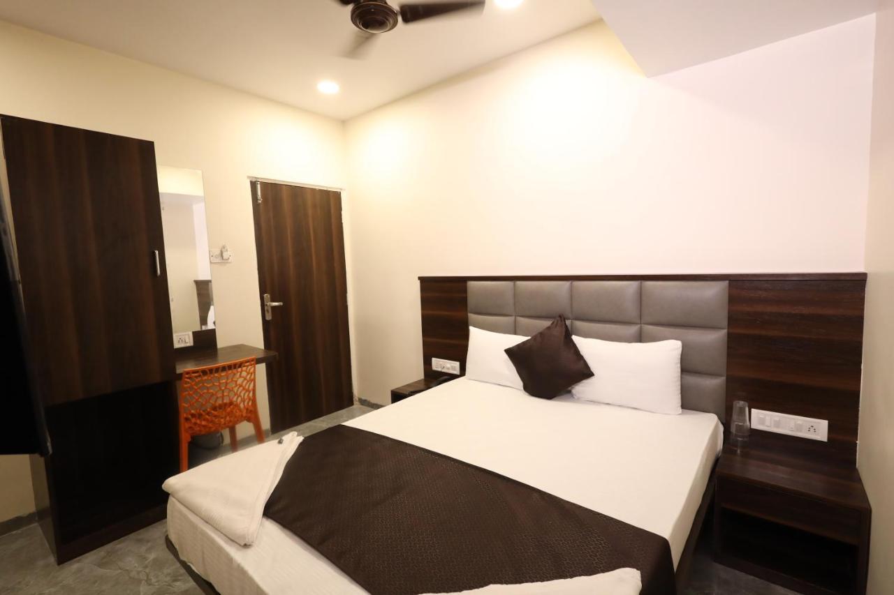 R K Residency Mahape Hotel Navi Mumbai Exterior photo